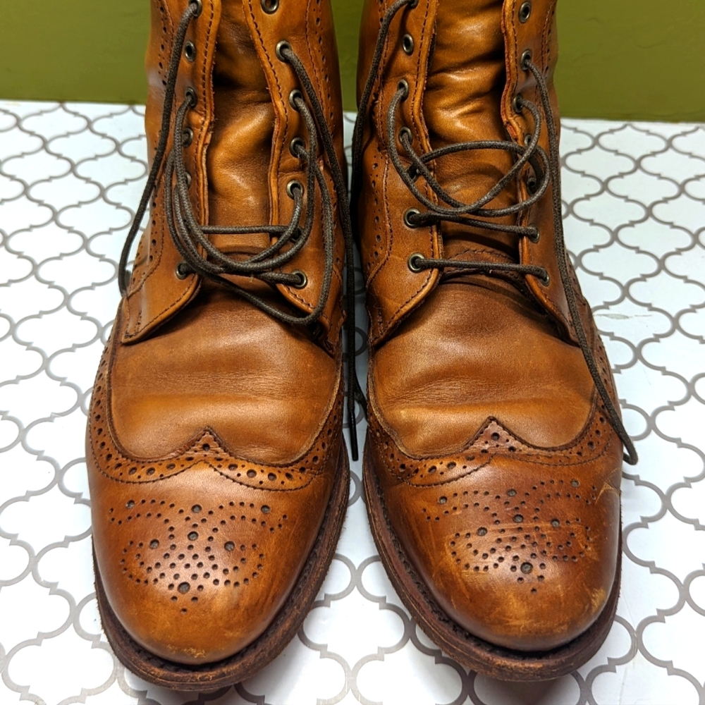 Allen Edmonds 9.5 Boots